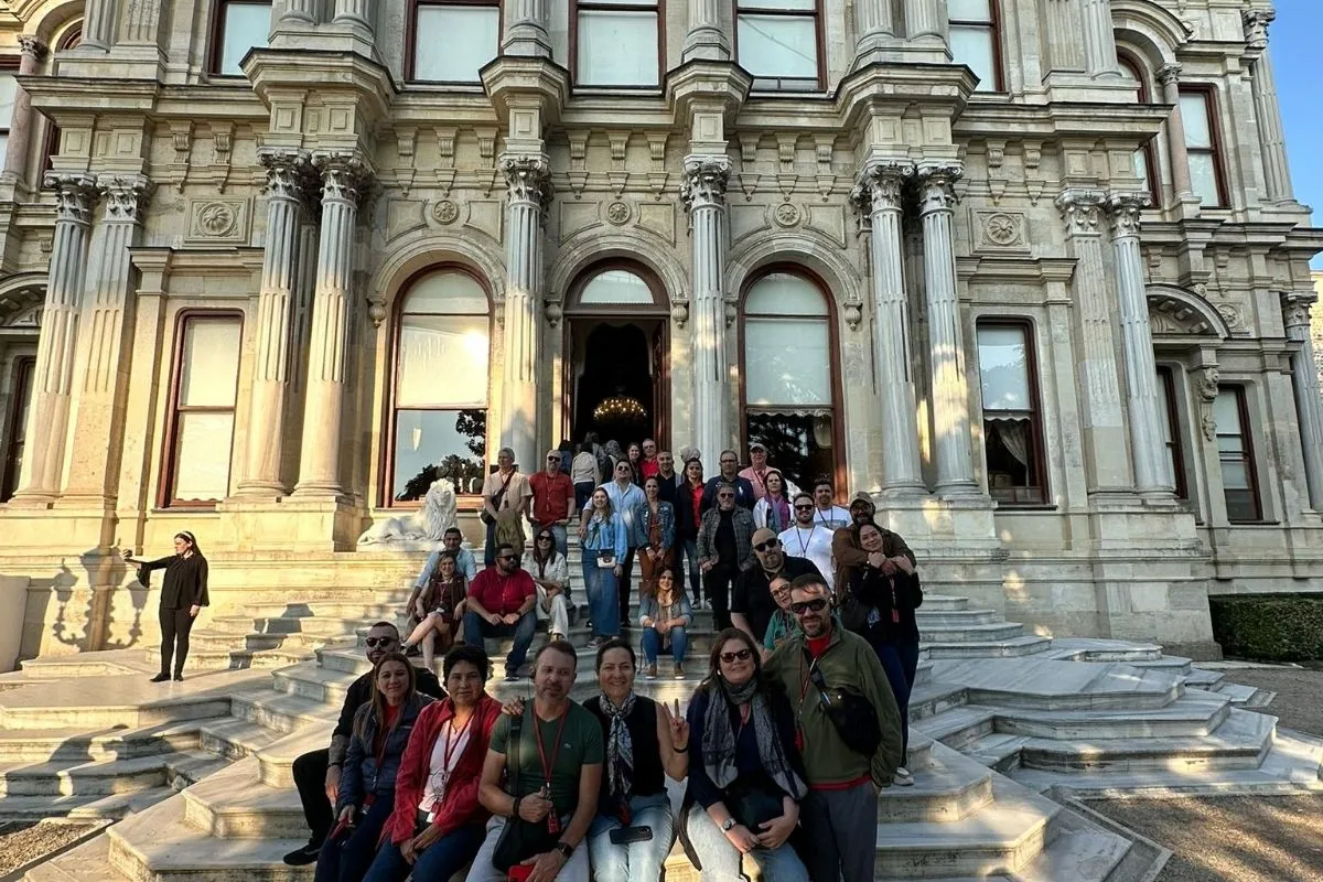 Tour Privado por el Bósforo: Dos Continentes en un Día